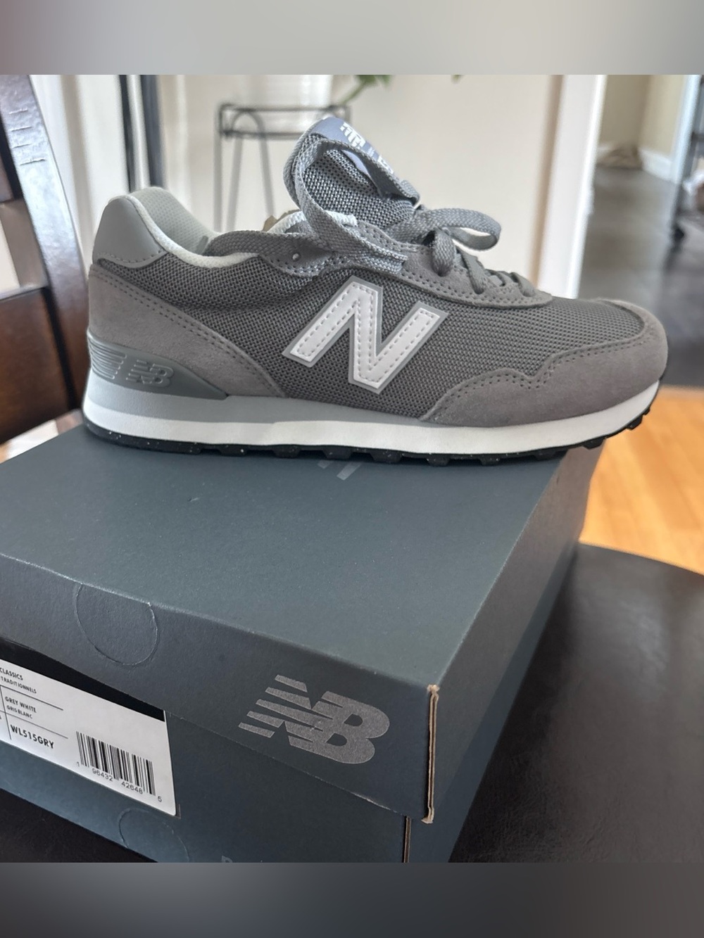 New Balance women’s Grey Mesh & Suede Casual Sneaker - Picture 3 of 4